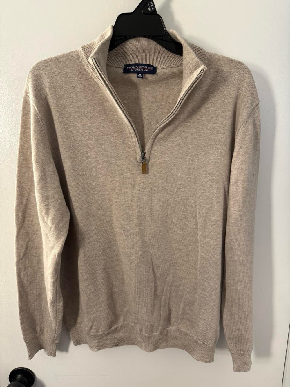 Roundtree & Yorke Men's Quarter-Zip Sweater in Light Taupe